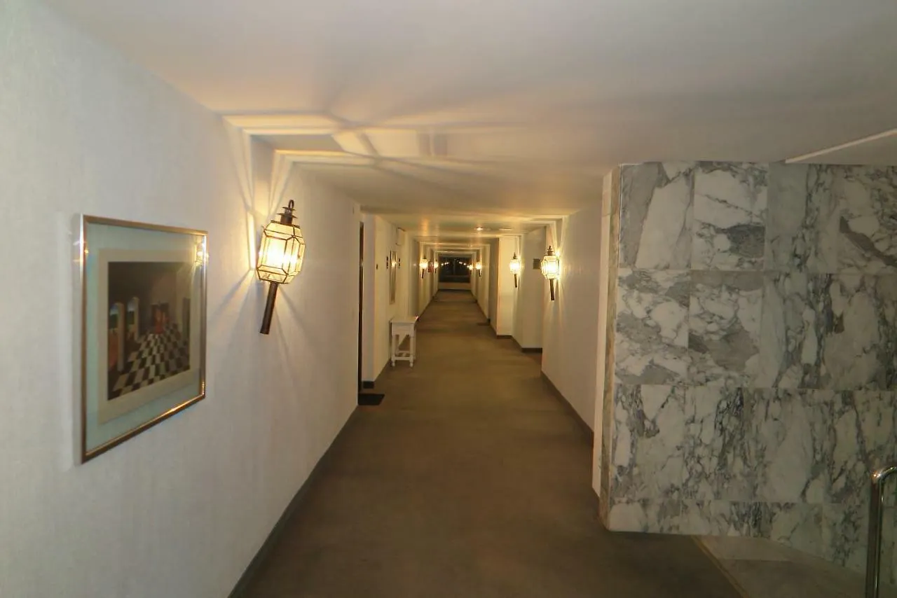 Atalaya Aparta Golf Apartamento Estepona