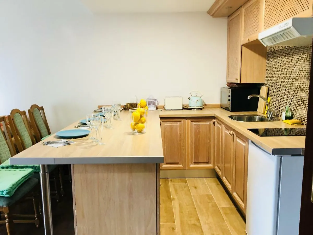 Atalaya Aparta Golf Apartamento Estepona